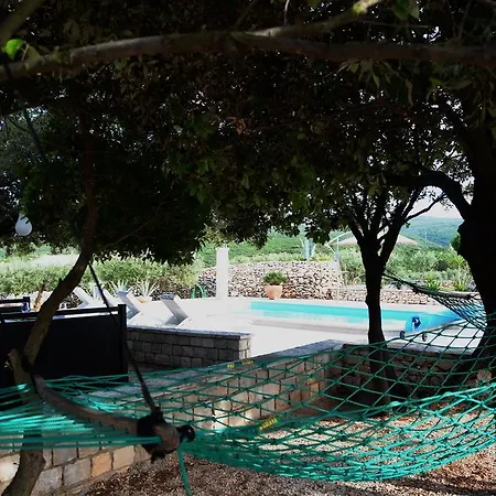 Sweet Dreams Holiday home Pucisca